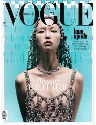 女性情報誌 Vogue Thailand Magazine June 2022 Get digital access to VOGUE Thailand - JUNE 2025 issue | Magzter.com