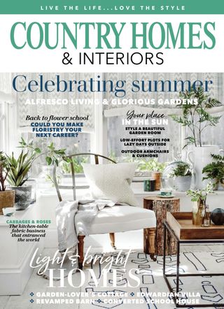 Country Homes & Interiors