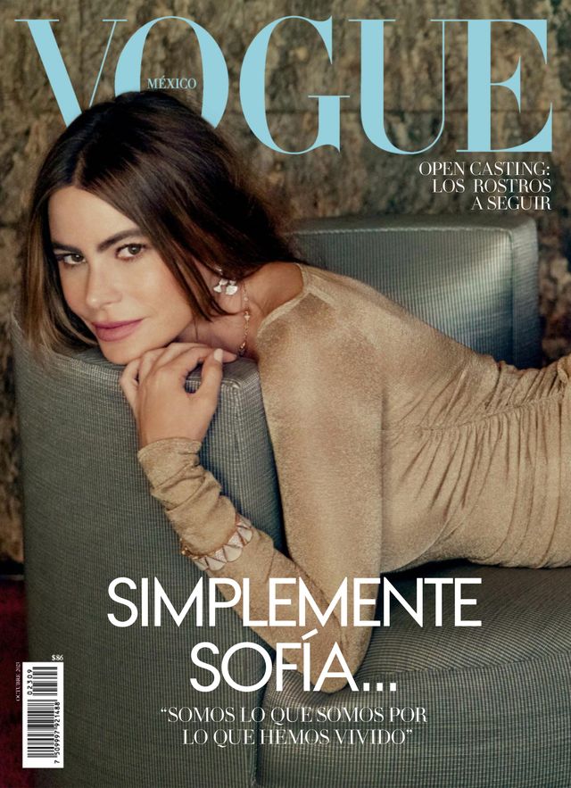 女性情報誌 Vogue LatinoAmerica October 2021 Amazon.com: VOGUE Magazine (October, 2021) LORDE Cover: Libros