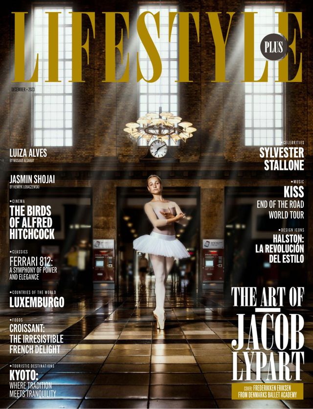 LINGERIE PLUS  MAGAZINE