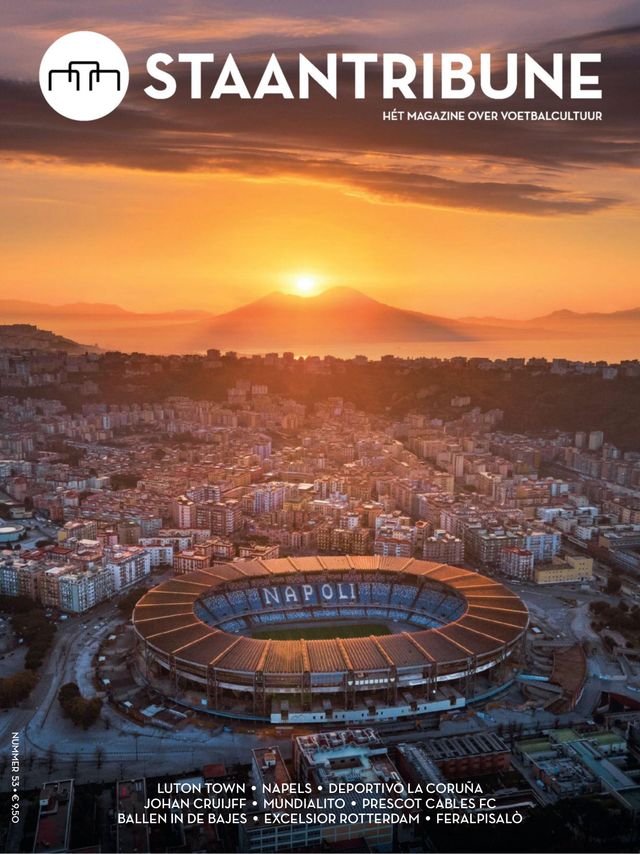 Staantribune